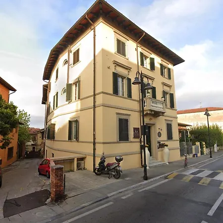 Apartman Elegant In *