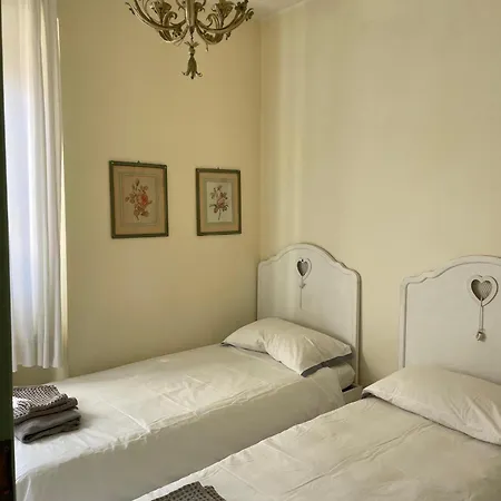 Elegant In Apartman
